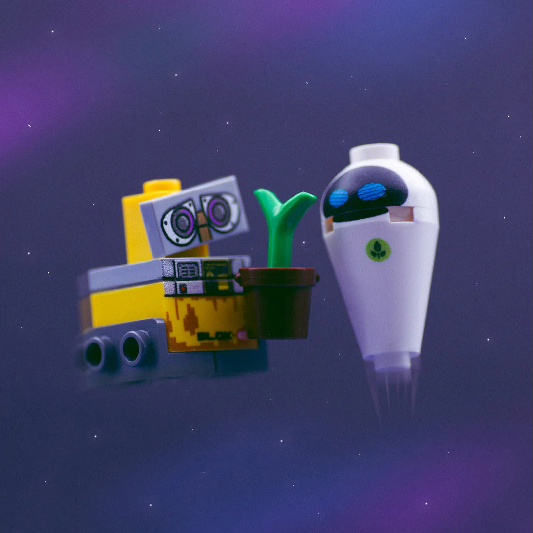 Blok E and EVE - Custom Design Brickfigs - Image 5