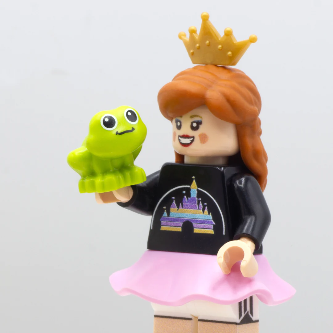 LEGO Cute Frog - LEGO Minifigure Accessory - Image 3