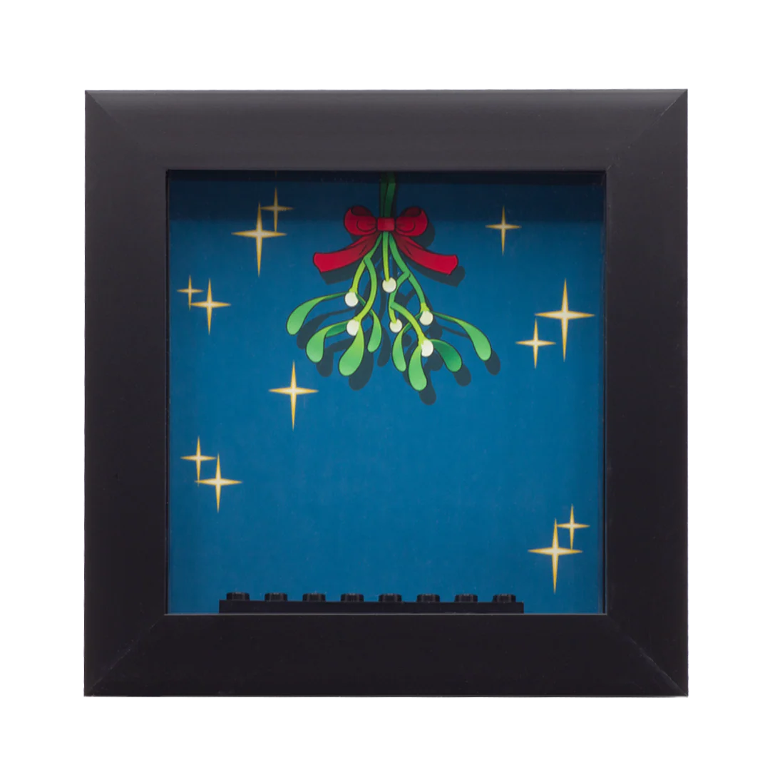 Mistletoe Couples Frame - Custom Minifigure Display - Image 2