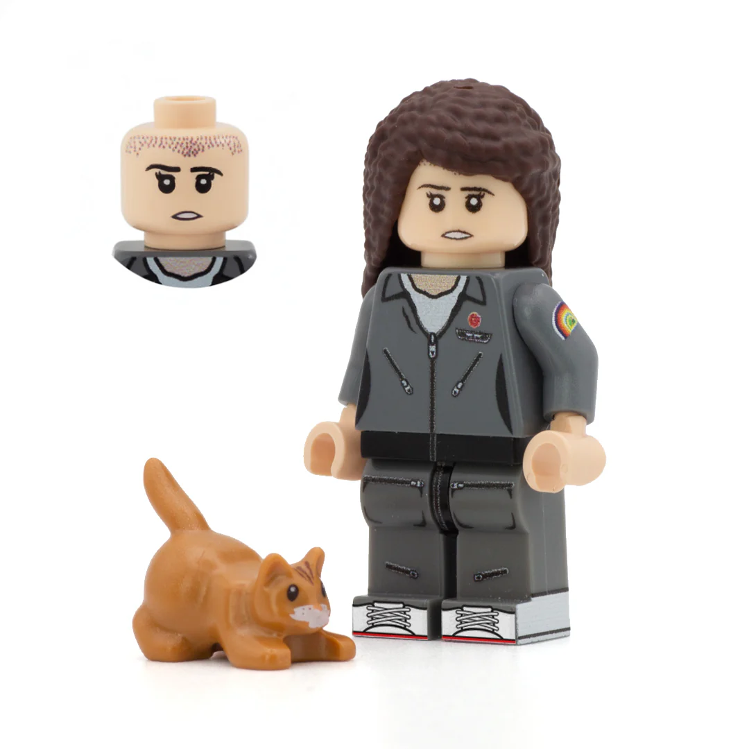 Nostromo Crew and Xenomorph Hunters Collectors Set - Custom Design Minifigure Set - Image 10