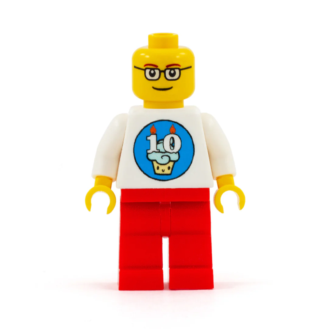 Personalised Minifigure with Customisable Birthday Cake Design (No Hair) - Custom Design Minifigure - Image 4