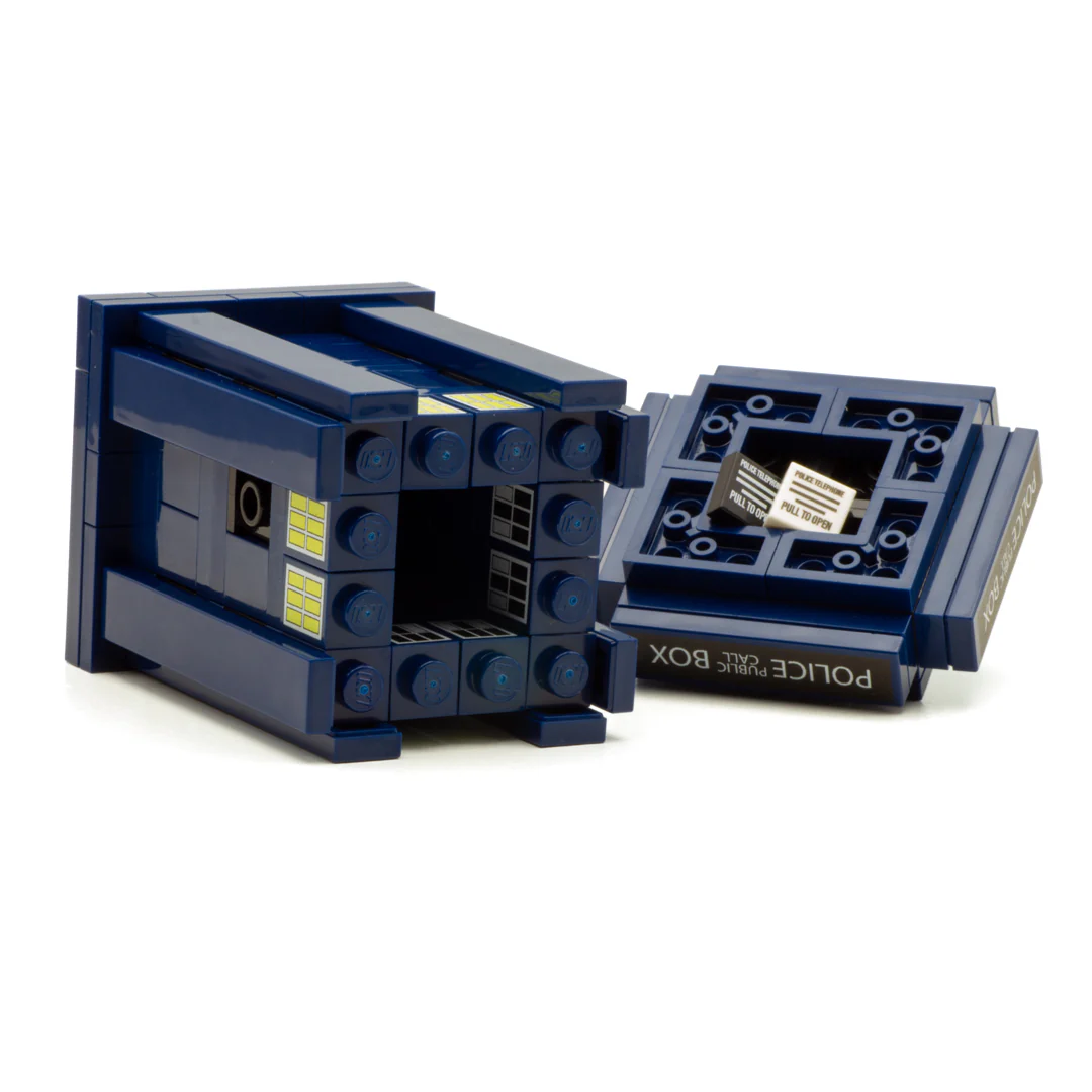 Police Box - Custom Minibuild Display - Image 3