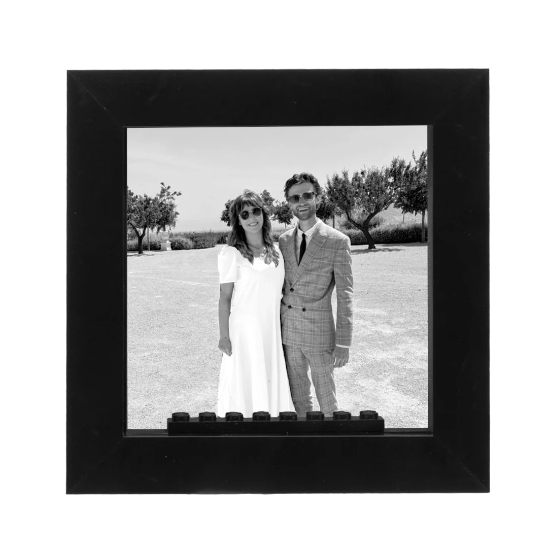 Wedding Photo Couples Frame - Custom Minifigure Display - Image 3